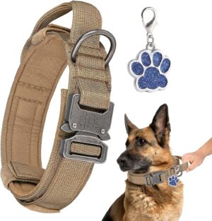 Collar táctico ajustable para perros grandes con asa de control y hebilla metálica, nylon resistente, marrón