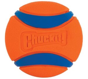Chuckit! Ultra Ball Medium - Pack de 2 Pelotas de Caucho Natural para Perros, 6,5 cm